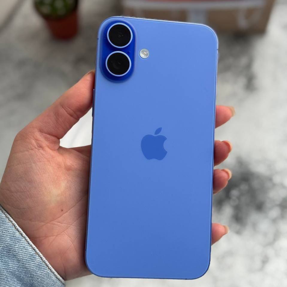 iPhone 16 Plus 128GB Ultramarine