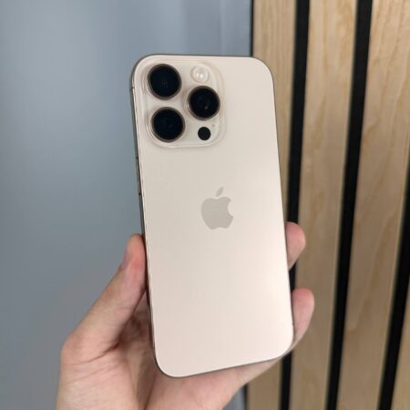 iPhone 16 Pro 256GB Desert Titanium