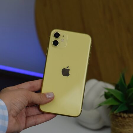 iPhone 11 64Gb Yellow