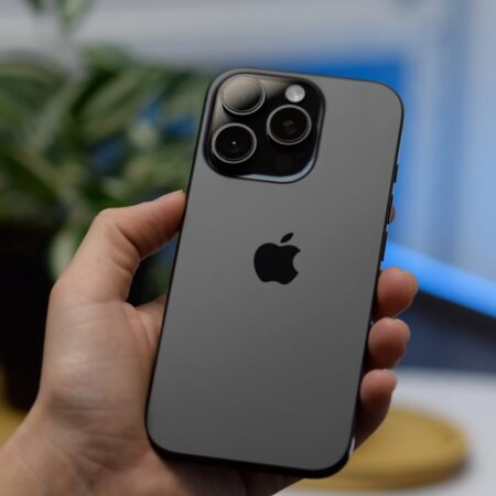 iPhone 16 Pro 1Tb Black Titanium